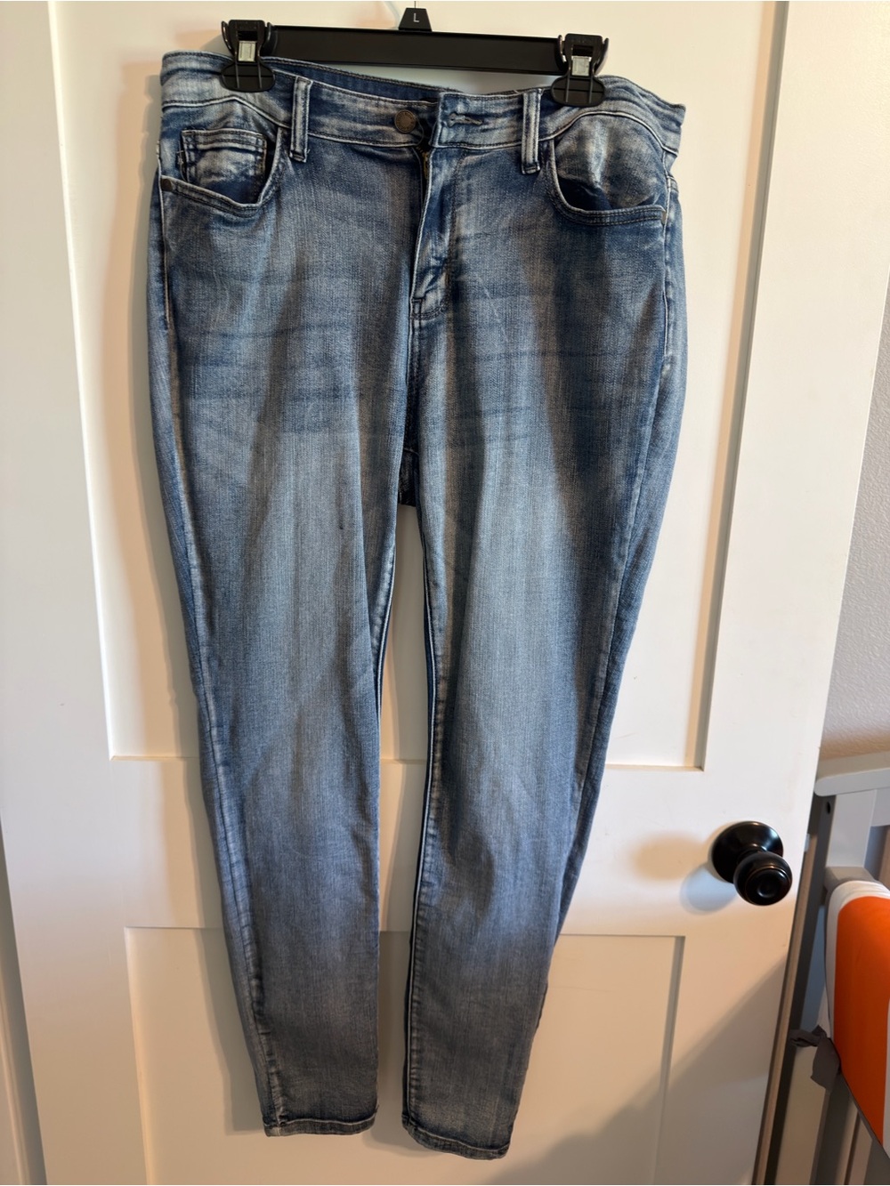 Judy Blue Faded Light Blue Skinny Jeans